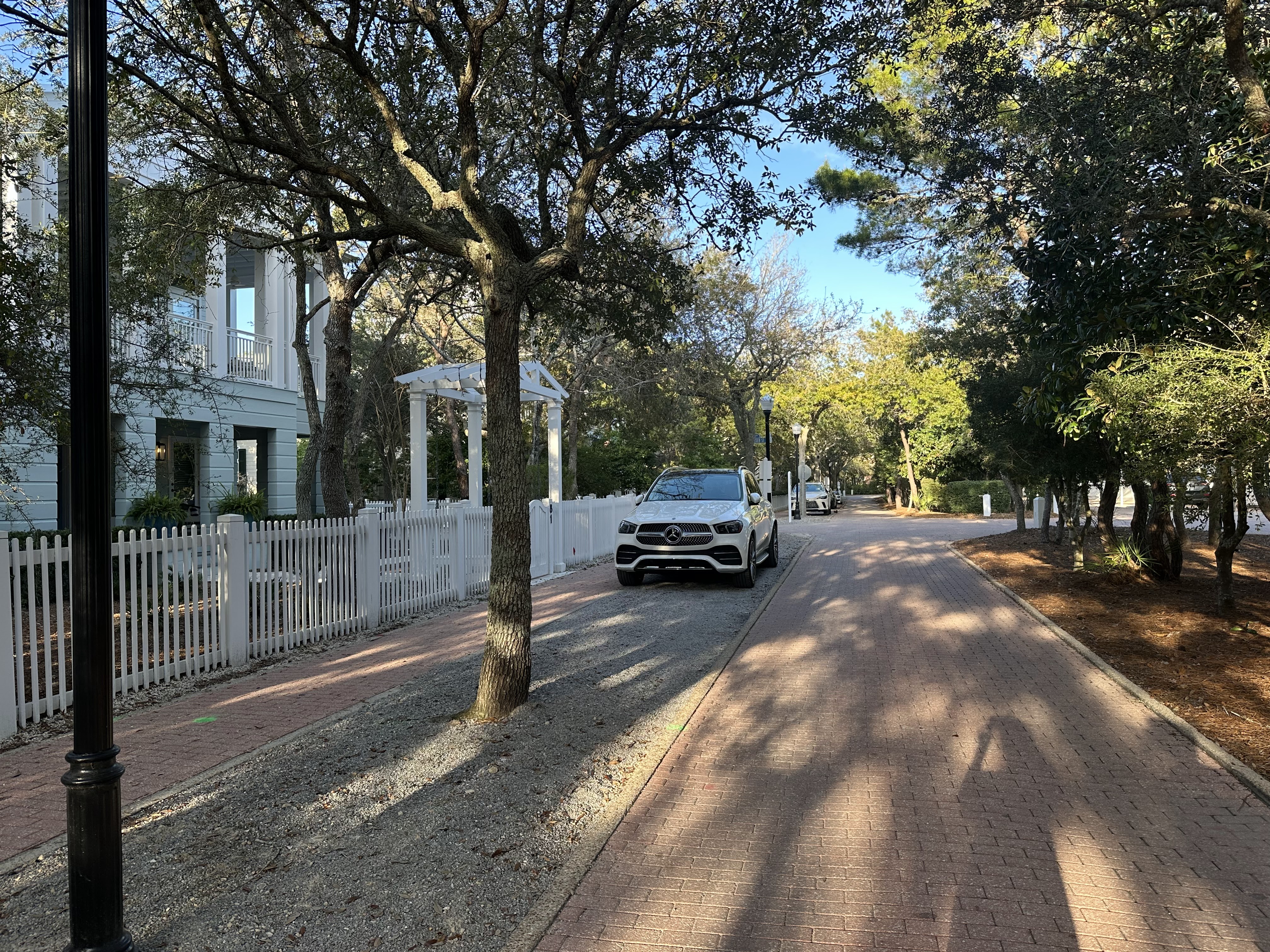 Seaside and Savannah: Designing for Intentional Community